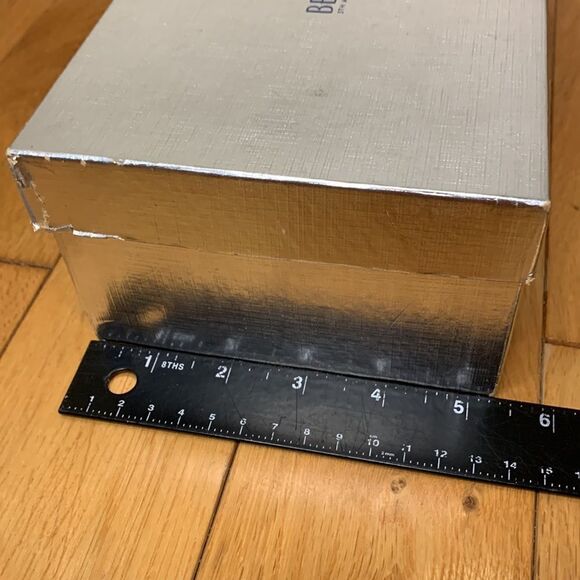 Authentic Bergdorf Goodman Logo EMPTY silver cardboard Gift box - Picture 7 of 12